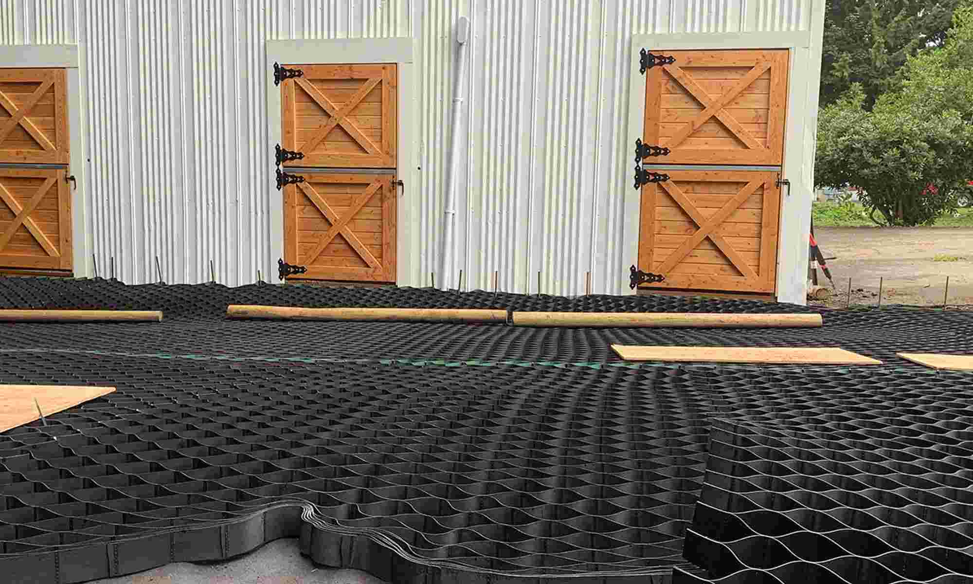 How to Install Lighthoof: A Step-by-Step Guide for Muddy Paddock Solutions